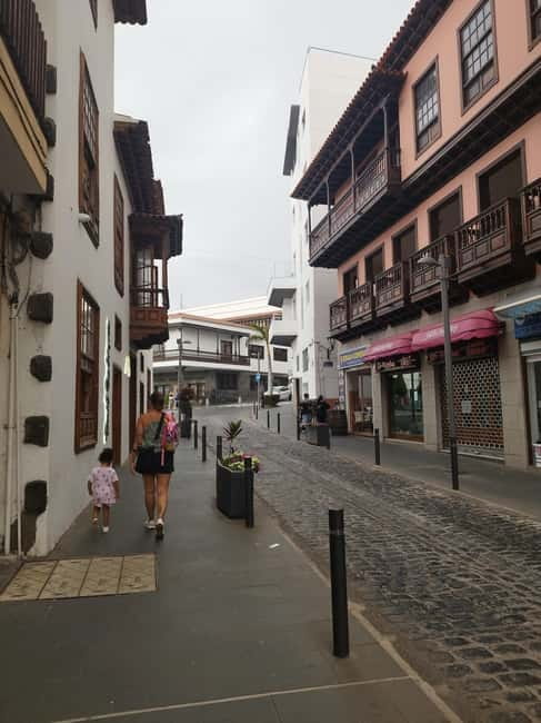 1-2 hour walking route through Puerto de la Cruz, Tenerife - How 1.5 hours works as a walking plan