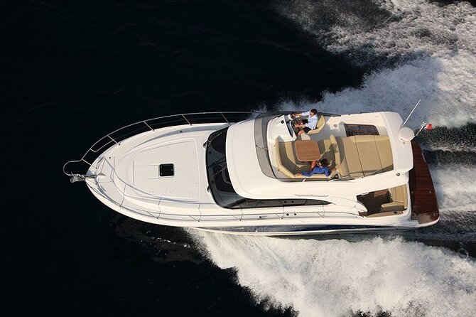 2 Hour Private Sunset Cruise on Luxury Motor Boat with Drinks - Food and drink details that keep the night from feeling rushed