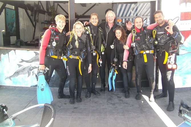 2x diving package, on request including refreshment - Depth Choice: From Up to 12m for Break-From-Scuba Comfort