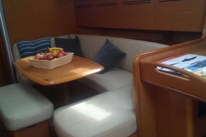 3-Hour Boat Trip from Costa Adeje in Tenerife - Champagne, Snacks, and the Comfort Factor That Makes It Feel Like a Treat