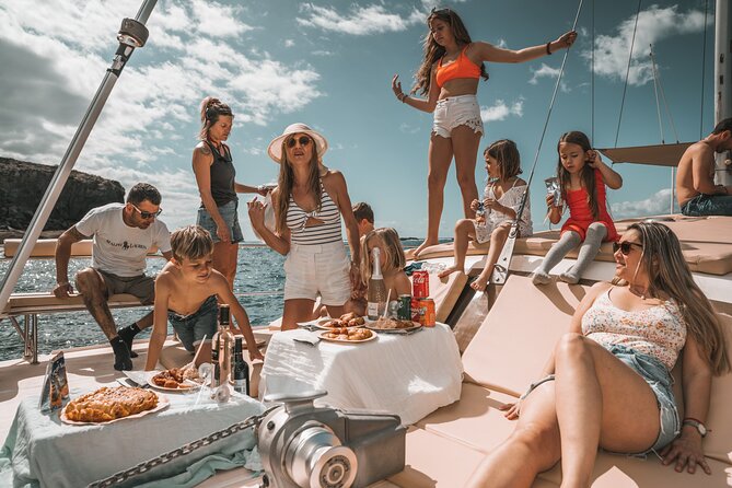 3-hour catamaran excursion along the Costa Adeje - FAQ