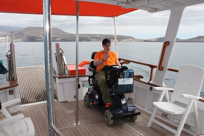 3-Hours Private Tour to Accessible Boat en Canary Island - Optional add-ons: fishing or a baptism-in-the-sea style experience