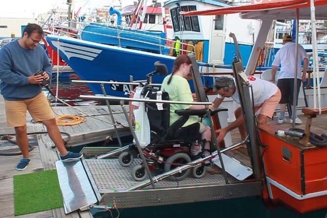 3-Hours Shared Tour to Accessible Boat en Canary Island - Meeting in Los Cristianos: where to show up and what to expect on arrival