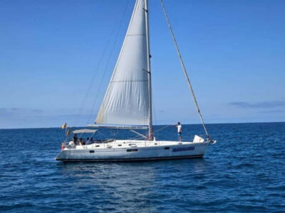 3h Whale Watching Private tour Beneteau Oceanis 440 - The 45-minute run from Puerto Colón to Costa Adeje (and why that time matters)