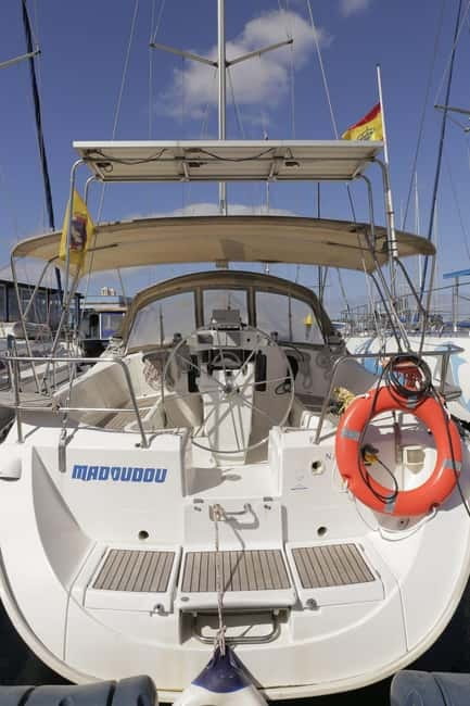 3h Whale Watching Share Tour Beneteau Oceanis 440 - Who this fits best (and who should reconsider)