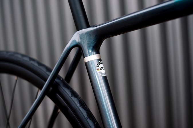 BH SL1 2.9 Road Bike Rental in Tenerife - Setup that fits: electronic shifting plus real sizing help