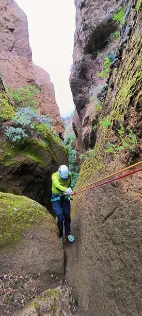 Canyoning Tenerife: Canyoning Los Arcos la Orotava - The 4.5-hour guided canyon run: rappels, caves, and moving with the flow