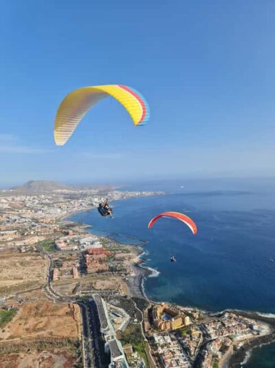 Costa Adeje, Paragliding with pick up service and 5 free photos! - Getting picked up in an air-conditioned van (and where the vans actually stop)