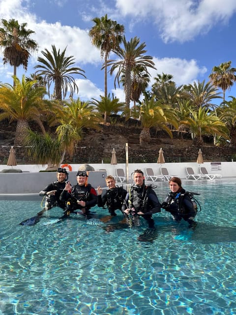 Discover Scuba Diving Experience - Adeje pickup and the short van ride to Paradise Divers