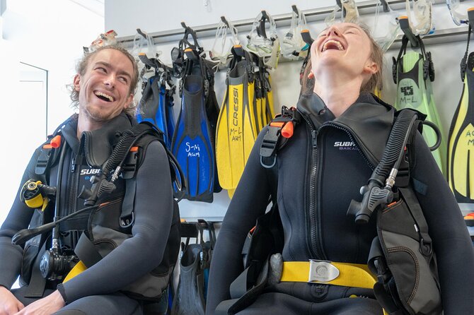 Discover Scuba Diving, Playa de las Americas - Your 45-minute first underwater session: breakwater shelter and marine life