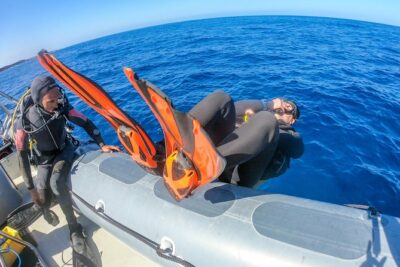 Discover Scuba Diving program: shore + boat dives - Getting there without the headache: pickup, meeting point, and the morning start