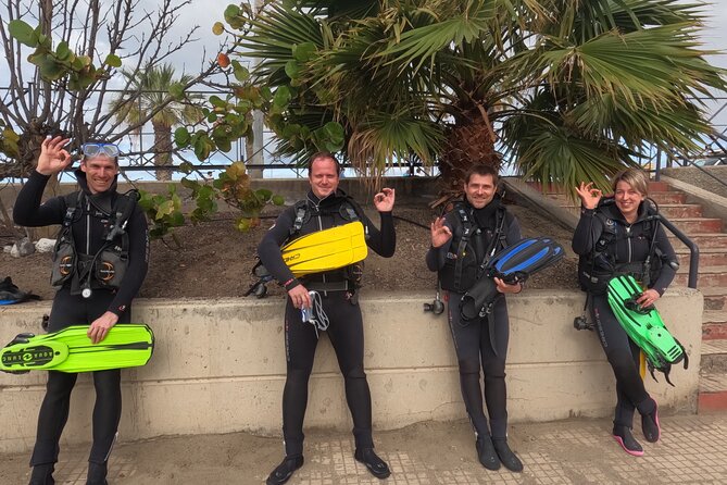 Diving in Los Cristianos, Tenerife - The short van ride to Playa Las Vistas
