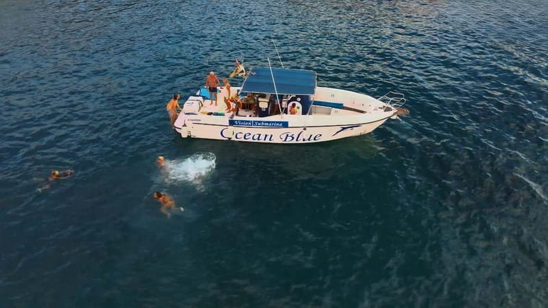 Excursion to see the whales - 3 Hours - The 3-hour route from Lina Yacht to Puerto Colón and back