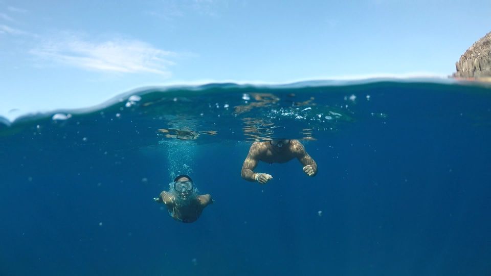 Explore Tenerife with the Snorkel Kit - Where you start on Tenerife (and how not to miss the group)