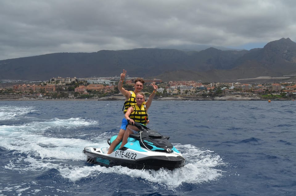 From Puerto Colon : 1 hour adrenaline JetSki tour - From Puerto Colón to the Open Sea: What Makes This Ride Work