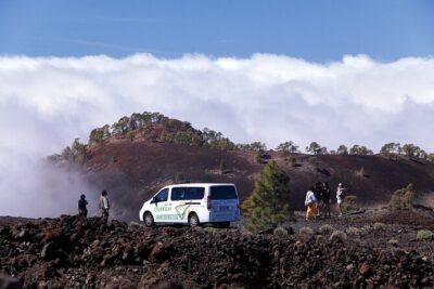 Get to know the Teide National Park and the south of Tenerife on a private tour - Guides who turn scenery into real geology