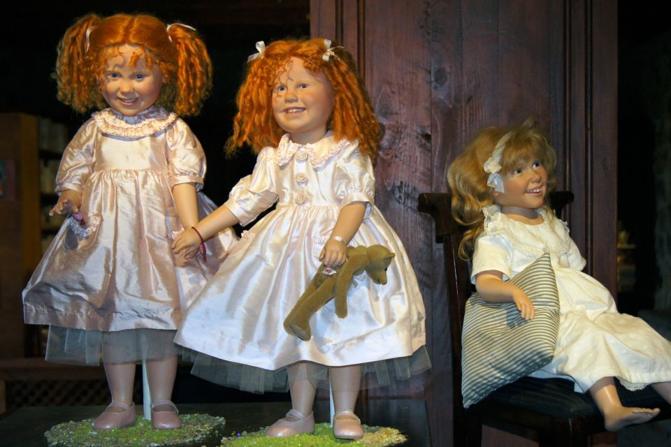 Icod de los Vinos: ARTlandya Doll World Entry Ticket & Tour - The Stone House Experience: Hundreds of Dolls in Real Context