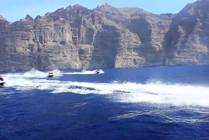 Jet Ski Safari South Tenerife - Single vs Double Jet Ski: Choosing the Right Fit for Your Group