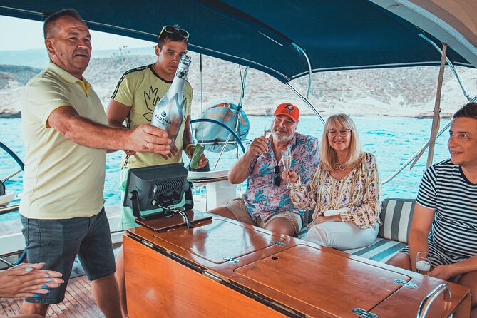Lady Sunshine Private, from 3 to 8 hours - Water activities: what’s included and what to expect