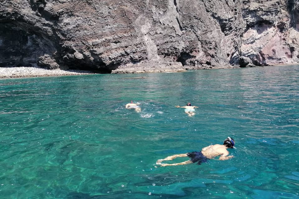 Los Gigantes to Teno: Boat trip with snorkeling & drinks - Snorkeling gear, swim rules, and what you should pack
