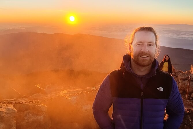 Night Hike to Summit of Teide for Sunrise and the Volcano Shadow - Teide at night: stars, plants, and why the guide matters