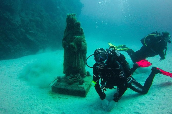 OPEN WATER CERTIFICATION - Become an autonomous diver up to 18m ! - How the course runs: online theory, then in-water practice