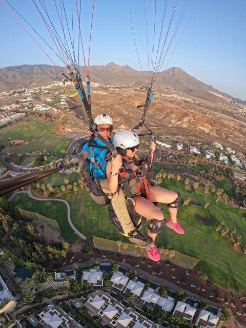 Paragliding flight with a Spanish Champion 2021/2022. - Price and value: $125 for champion-led tandem flying