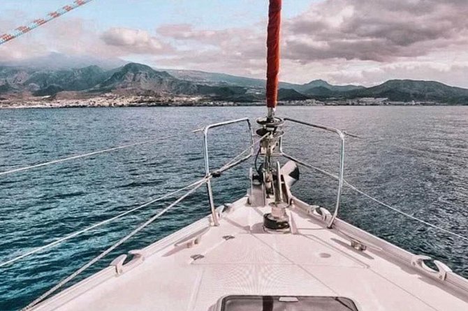 Premium Yacht Private Charter - Key highlights at a glance
