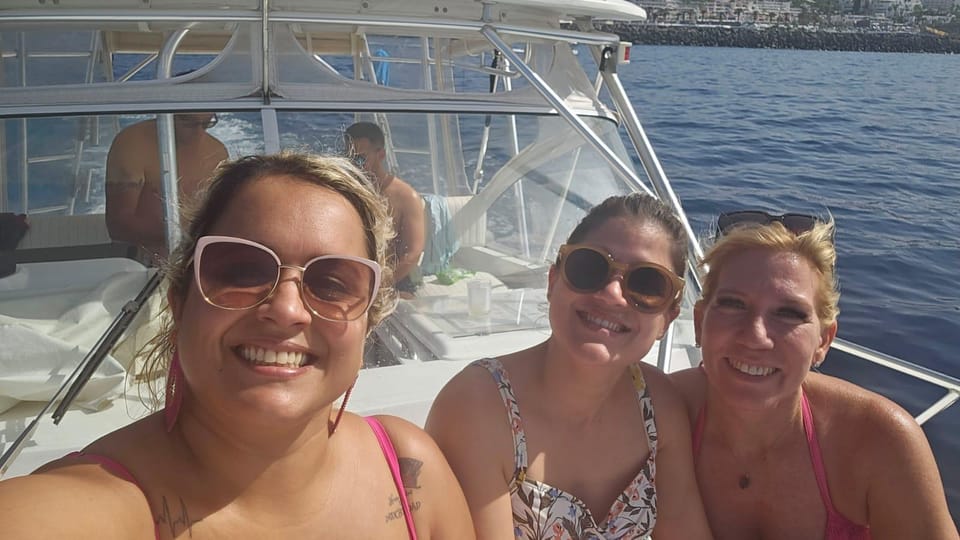 Puerto Colón: Coastal Boat Cruise with Swimming and Snacks - Snacks, Drinks, and the Onboard Pace: Simple Fuel for a 3-Hour Day