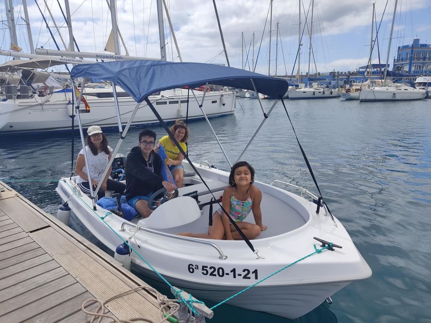 Rent a Boat with No License, Self Drive - Price and Value for Two: When This Is a Smart Buy