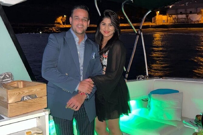 Romantic night ocean boat trip for 2 - Wildlife spotting: dolphins, whales, and turtles (when the sea cooperates)
