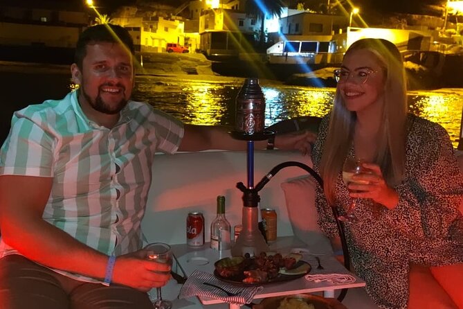 Romantic night ocean boat trip for 2 - Drinks, snacks, and WiFi: how the included items shape your evening