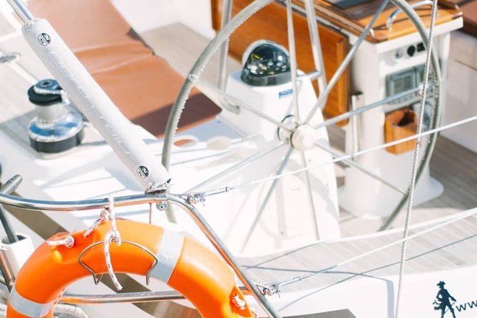 SAILING YACHT EXCURSION TOUR, Food & Drinks included! - Sailing time and boat size: sailing yacht vs sailboat reality