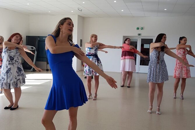Salsa & Bachata, dance lessons Tenerife south. Have fun and learn - Group Size and Energy: Why Up to 12 People Works