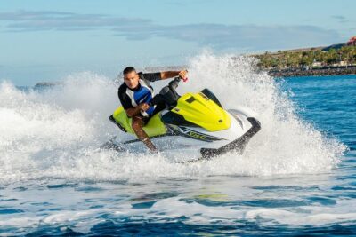 Single Jet Ski Safari 1-Hour Guided Your of Tenerife - The 1-hour flow: briefing, boat transfer, then guided riding