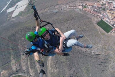 Tandem Paragliding Flight in Costa Adeje from 1100m - Gearing up and briefing: what to listen for before you fly