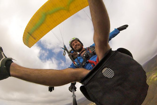 Tandem Paragliding Flight in South Tenerife - Who Should Book This Tandem Paragliding in South Tenerife