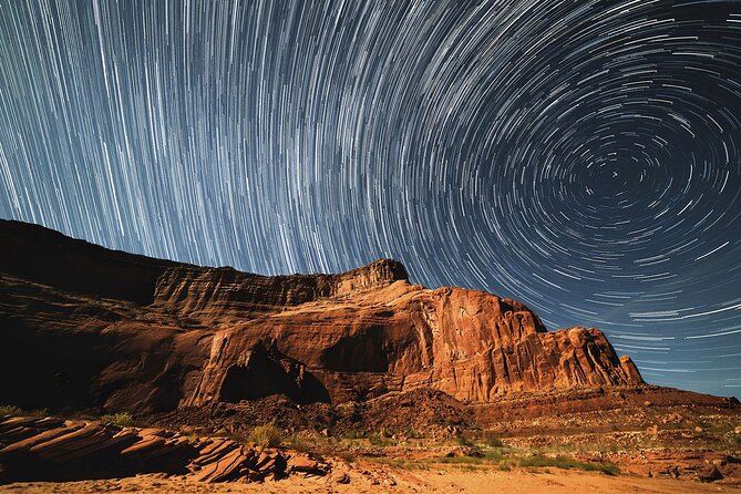 TEIDE NIGHT, Stargazing Bus Tour, Meal & Drinks included! - Dinner in the mountains: a 3-course Canarian meal that changes the pace