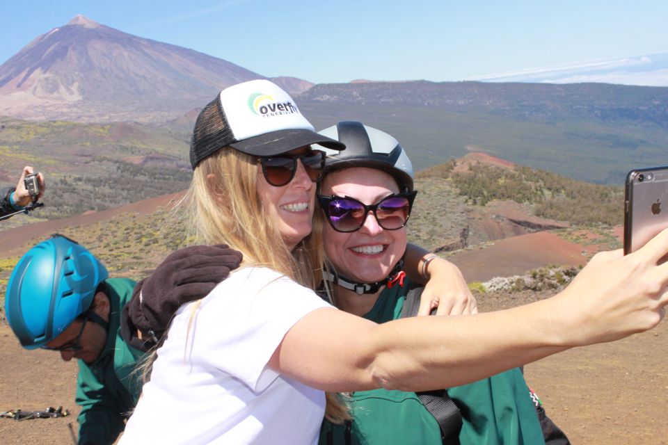 Tenerife: Acrobatic Paragliding Tandem Flight - Meeting at Playa de la Enramada and getting harnessed without stress