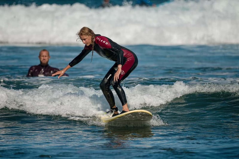 Tenerife : clases de surf para principiantes y intermedios - The coaching style: how instructors help you stand up