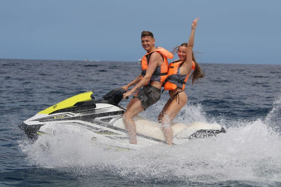 Tenerife: Jet Ski Guided Tour Discovery the Coastline - Photo service, pricing, and value for your money