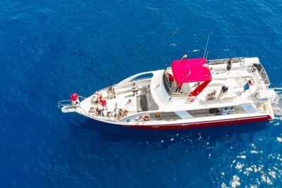 Tenerife Los Cristianos: Whale and Dolphin Eco-Yacht and Swim Stop - Boat Comfort: Low-Gravity Center Design and the Reality of Swells