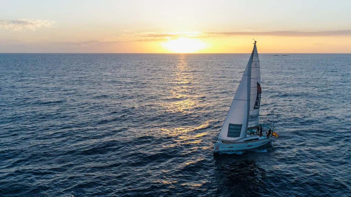 Tenerife: Ocean Pack Jet Ski and Yacht Whale Watching - Your 4-hour timeline: from safety briefing to whale cruise return