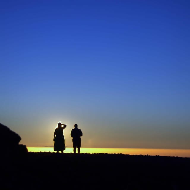 Tenerife: Sunset Night Tour and Stargazing at Teide + Dinner - Why Teide National Park is a night-sky magnet