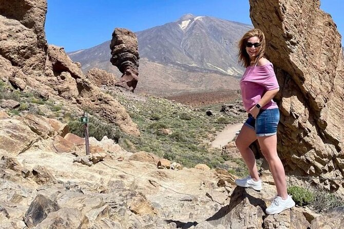 Volcano Teide Day & Sunset by Limousine. Small group. - Water, guide, and free tickets: the value math